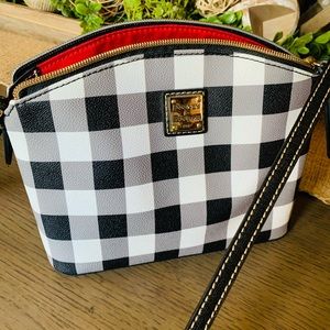 Authentic Dooney & Bourke Suki Crossbody
